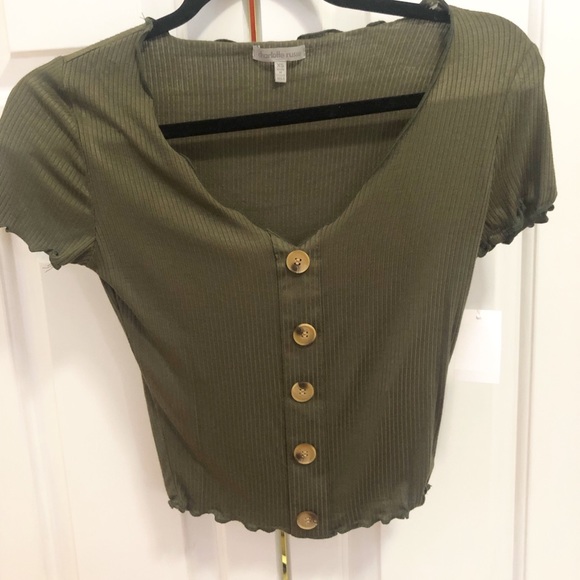 crop top - Picture 2 of 2